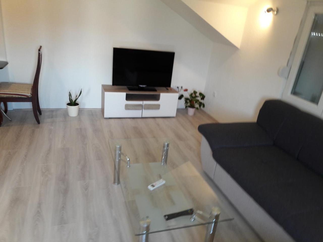 M&a Apartment *